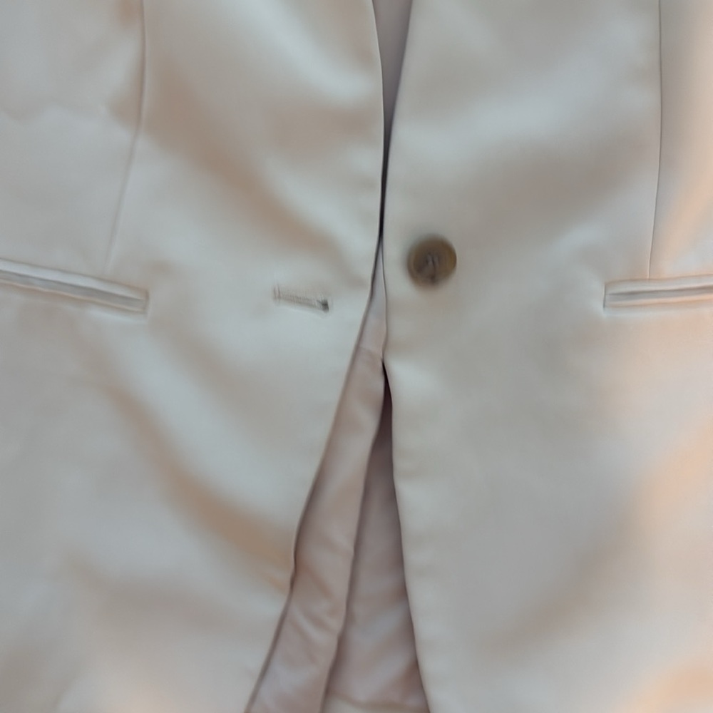 Ann Taylor Cream Blazer Structured Minimalist Design - Picture 3 of 3